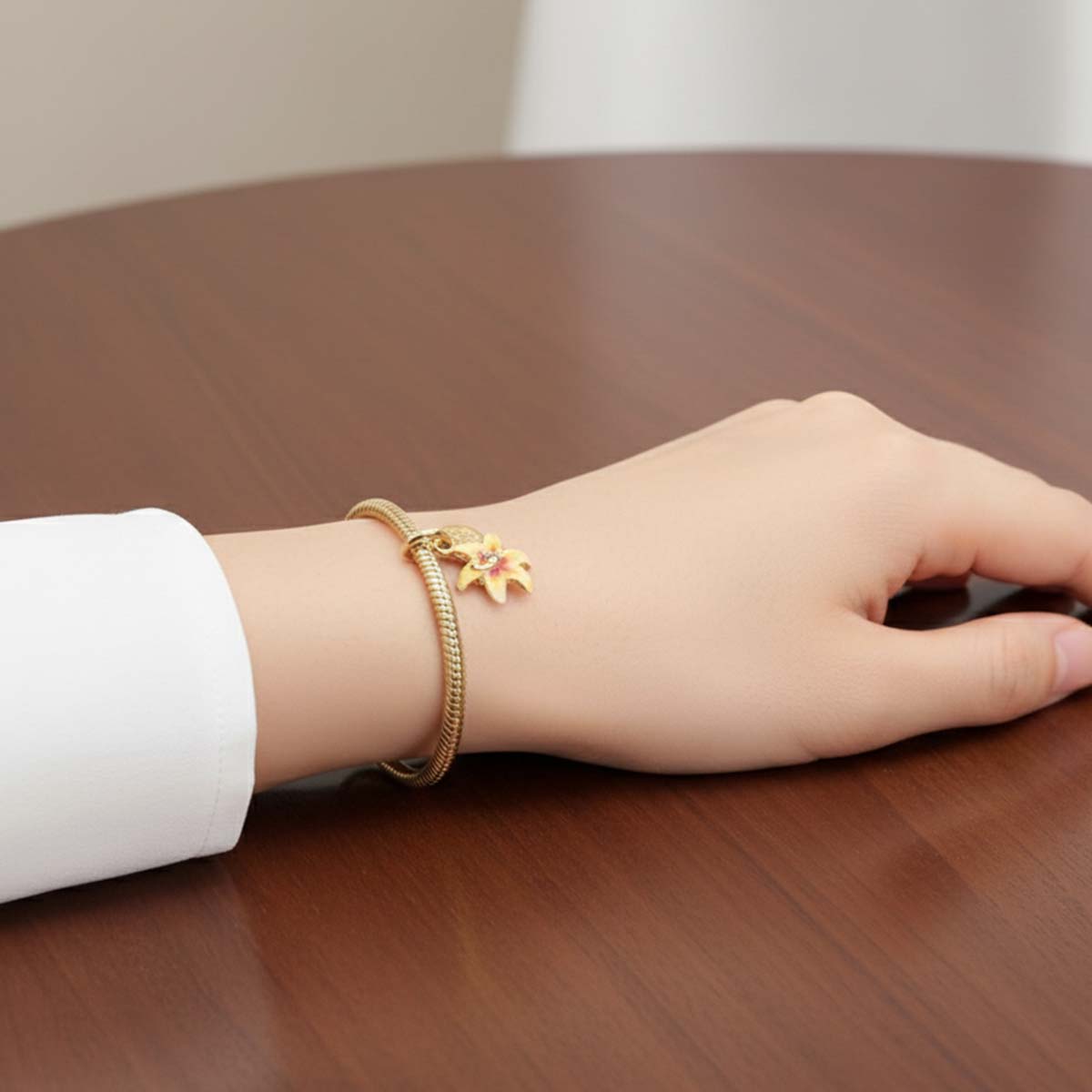 Disney Tangled Sundrop Flower Glow-in-the-dark Charm Hallmarked S925 Sterling Silver