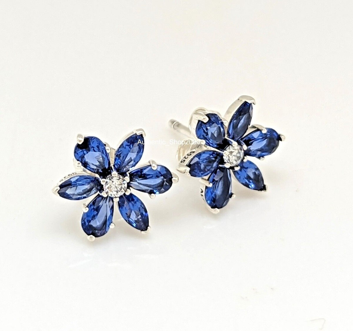 Sparkling Blue Herbarium Cluster Stud Earrings