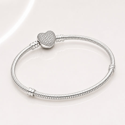 Sparkling Heart & Snake Chain Charm Bracelet