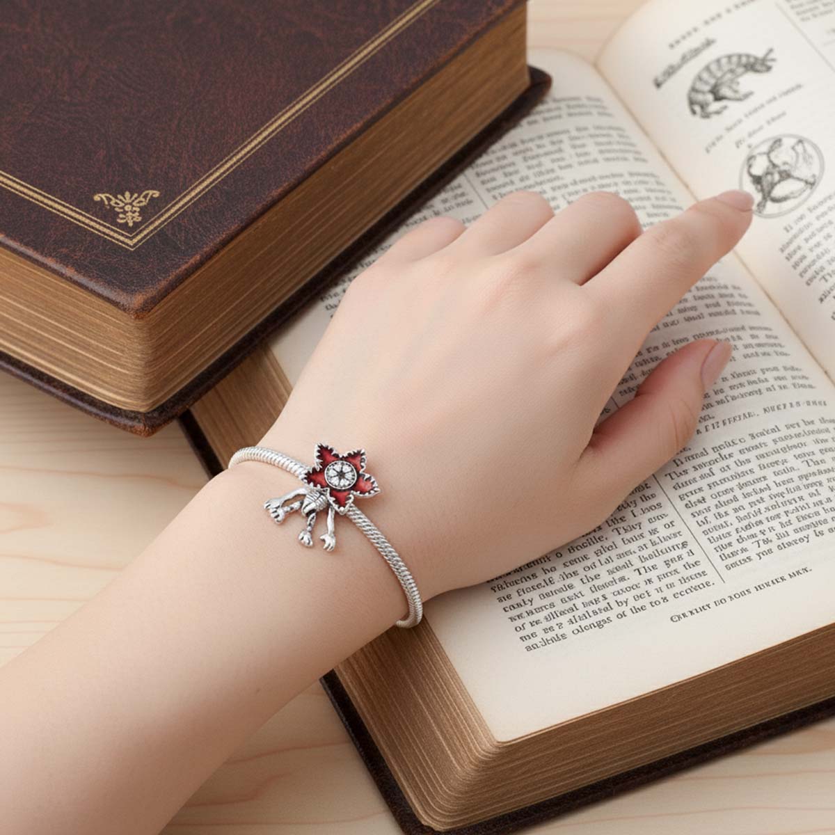 Stranger Things Moveable Demogorgon Charm Hallmarked S925 Sterling Silver